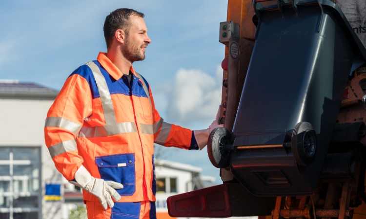 advantages of waste disposal services