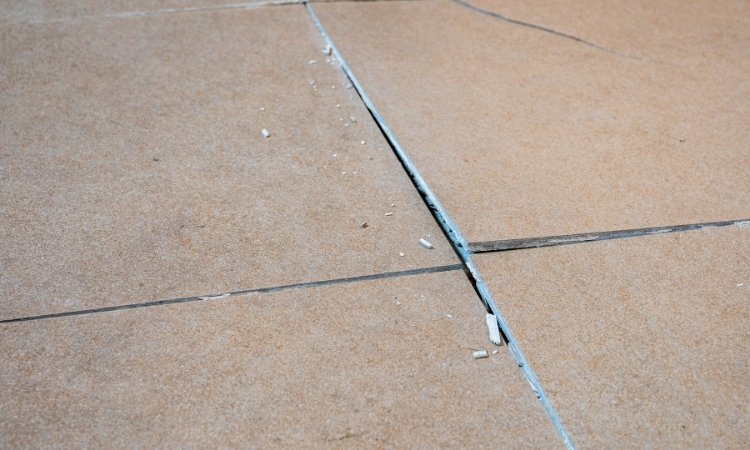 fix a cracked floor tile